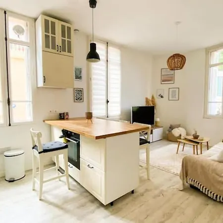 Joli Au Calme A 10 Min A Pied Des Marches Et Des Plages *